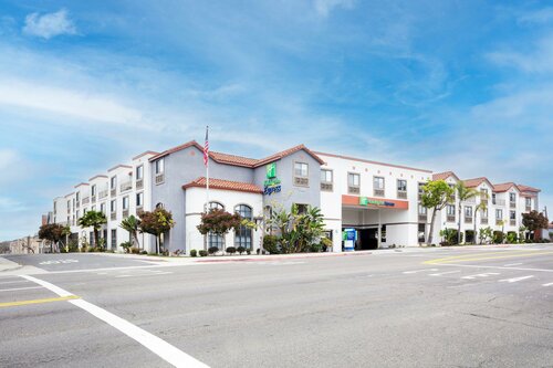 Гостиница Holiday Inn Express Hotel & Suites Hermosa Beach, an Ihg Hotel в Лос-Анджелесе