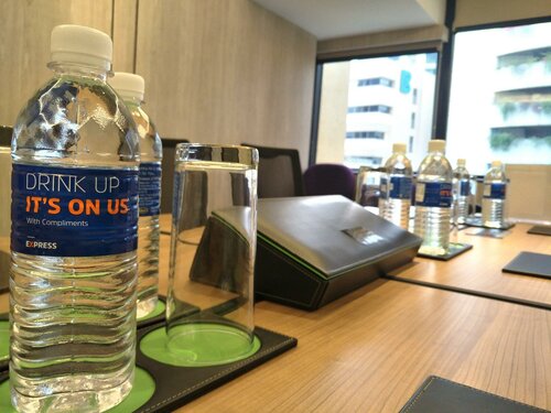 Гостиница Holiday Inn Express Kuala Lumpur City Centre в Куала-Лумпуре