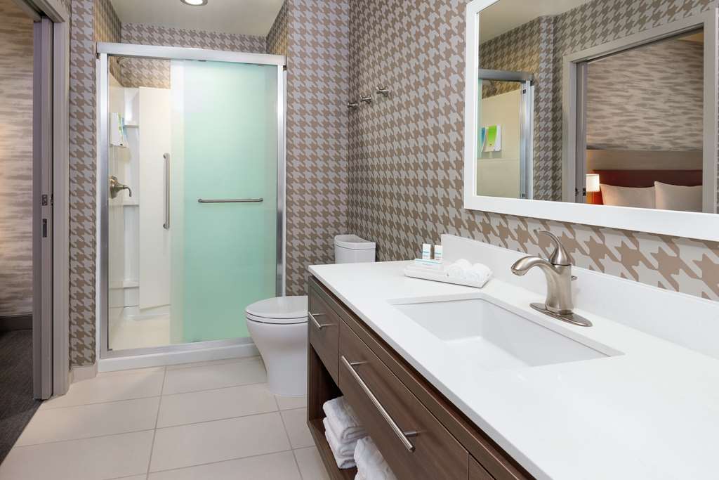 Фото Home2 Suites by Hilton Orlando Near Ucf