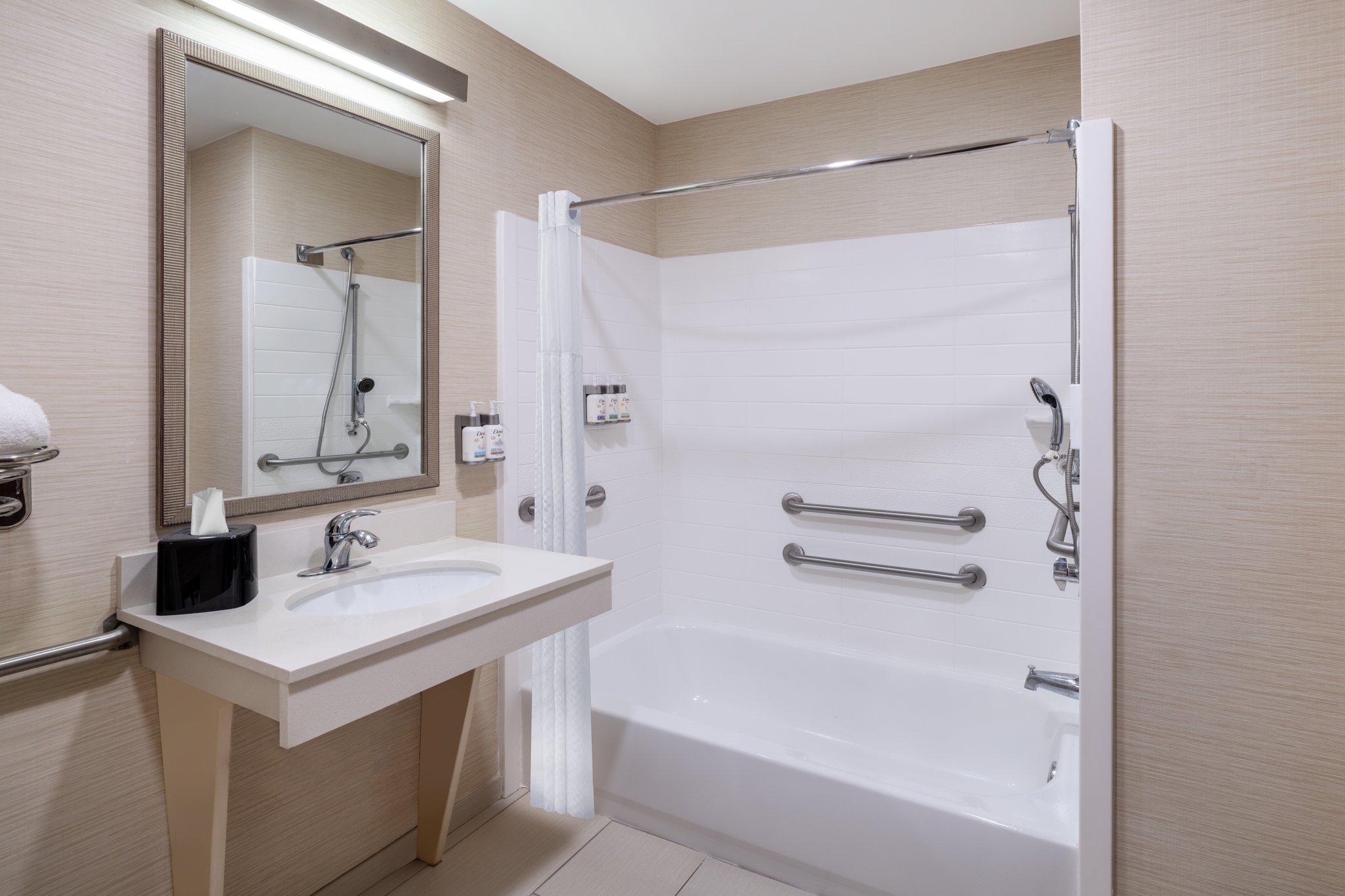 Фото Fairfield Inn by Marriott Macon West
