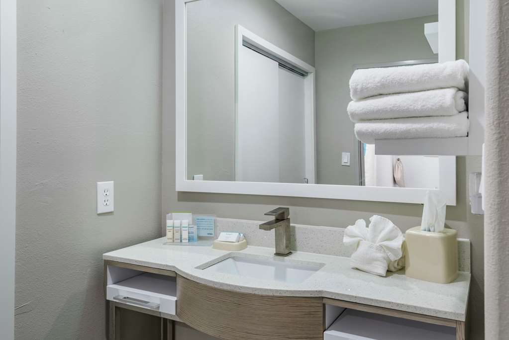 Фото Hampton Inn Brownwood