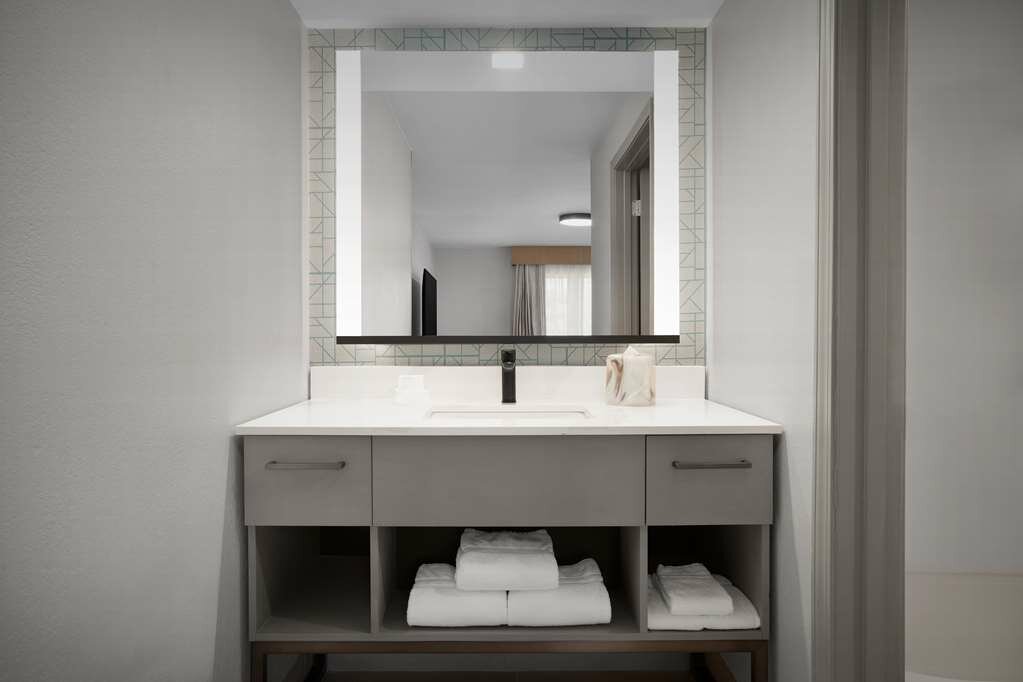 Фото Homewood Suites by Hilton Colorado Springs-North
