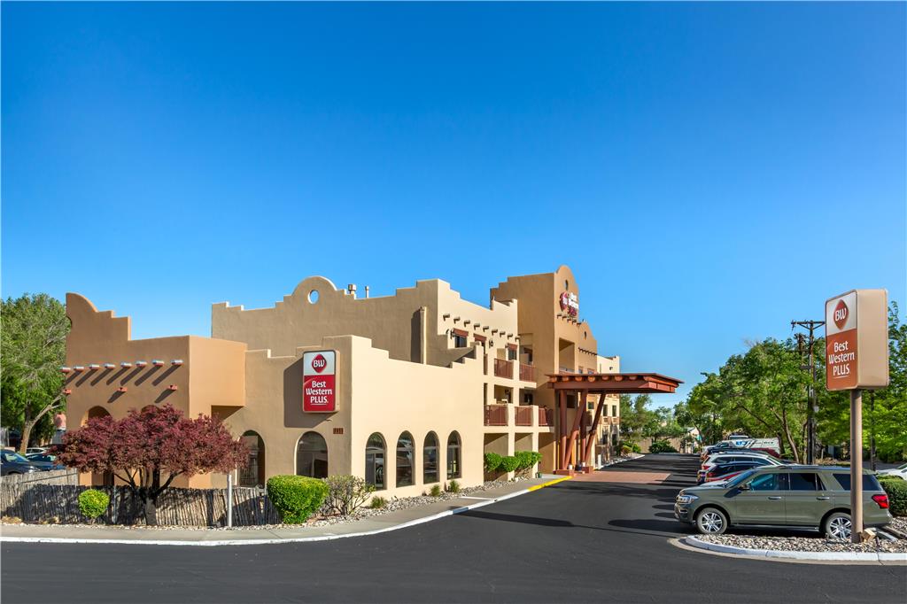 Фото Best Western Plus Inn of Santa Fe