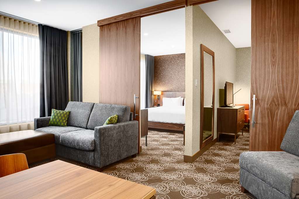 Фото Hilton Montreal Laval