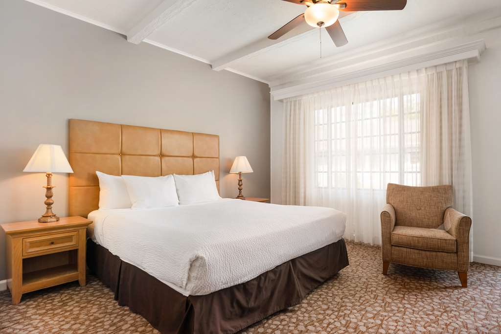 Фото Best Western Plus Santa Barbara