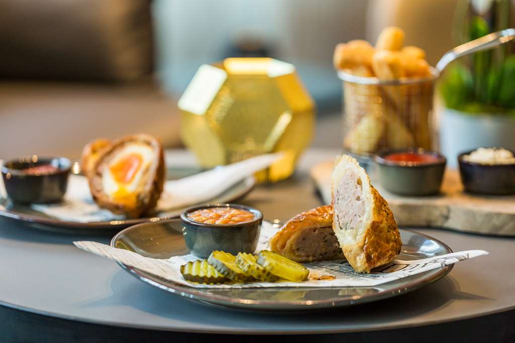 Фото Park Plaza London Park Royal