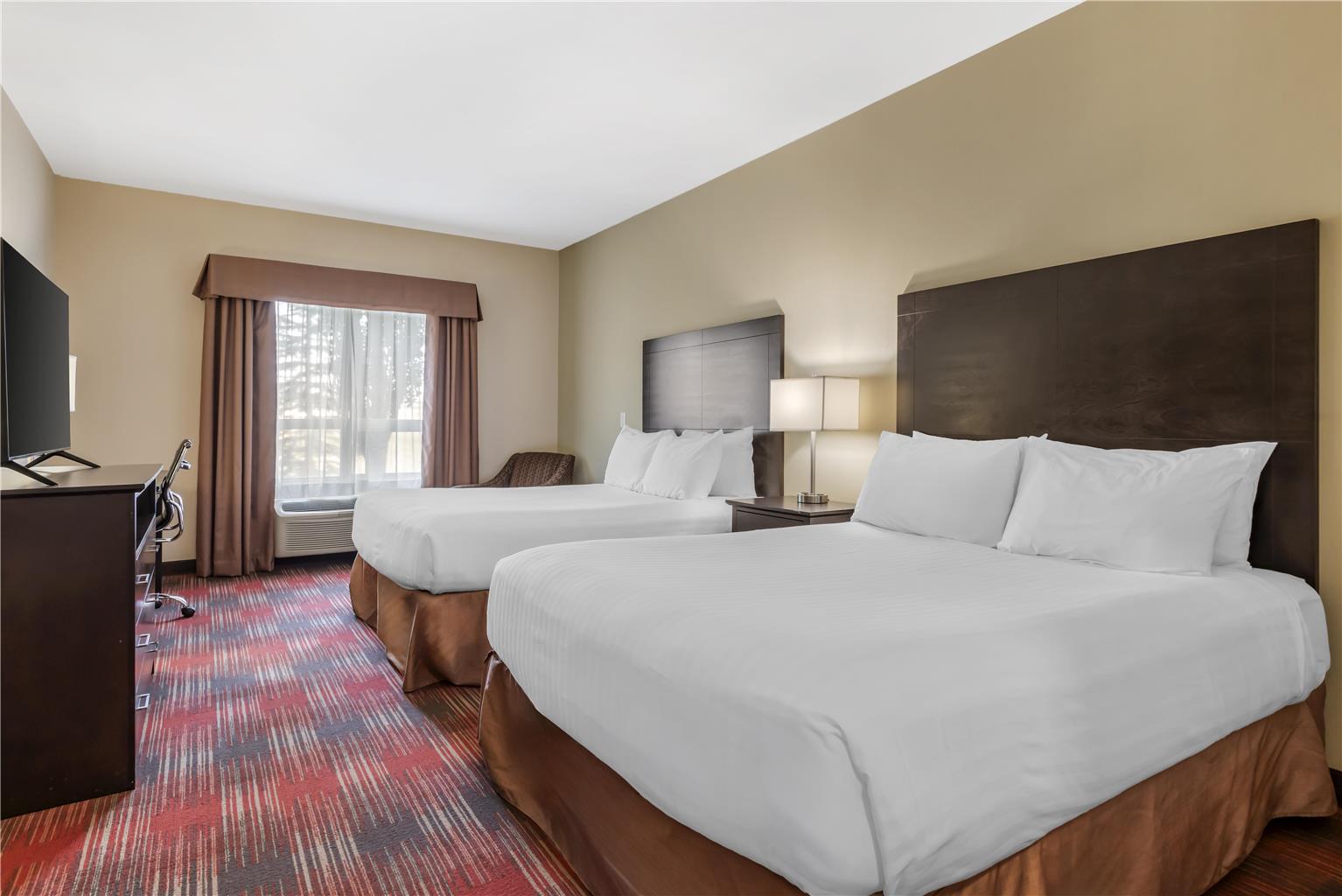 Фото Best Western Plus Red Deer Inn & Suites