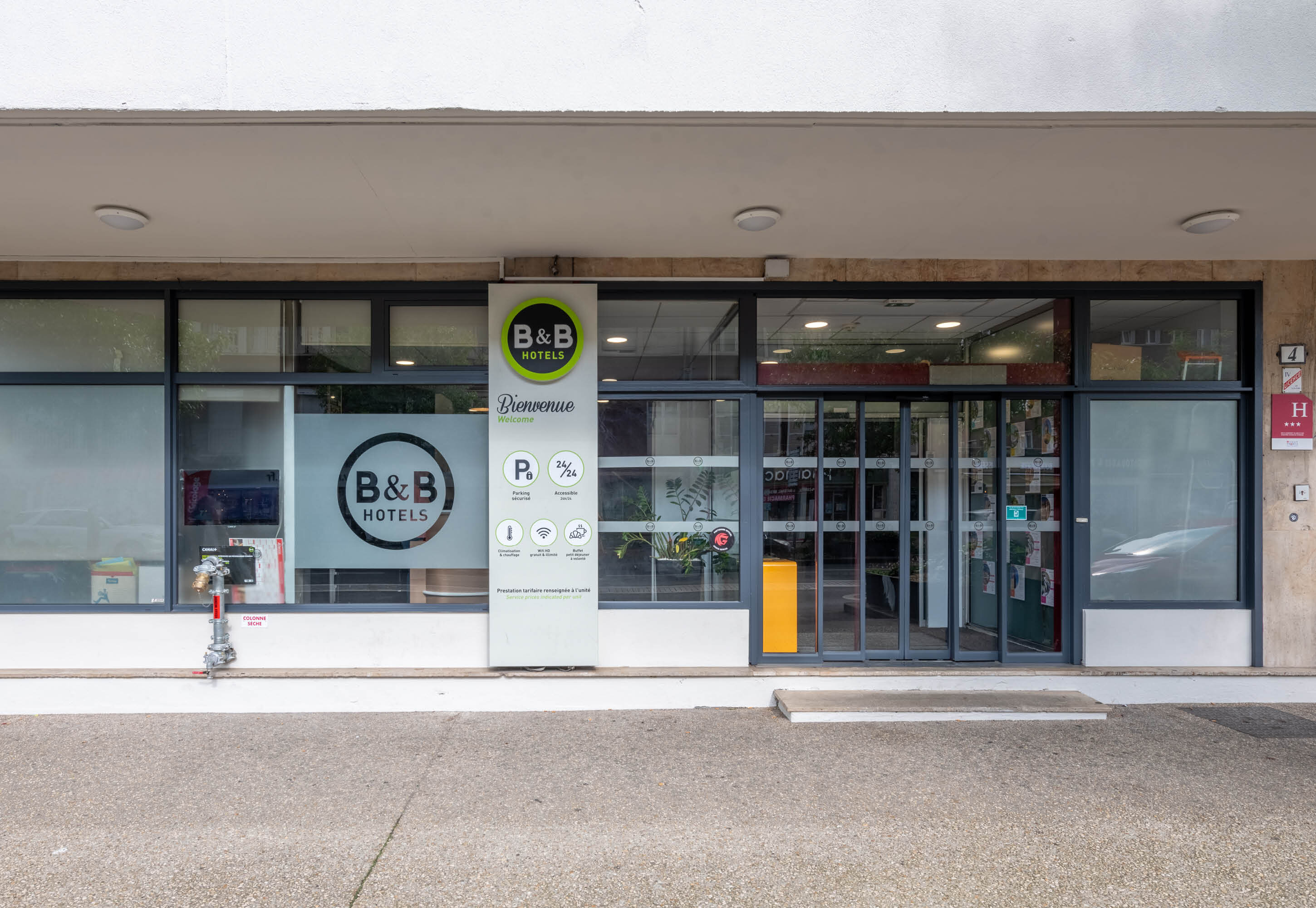 Фото B&b Hotel Amiens Centre Cathédrale