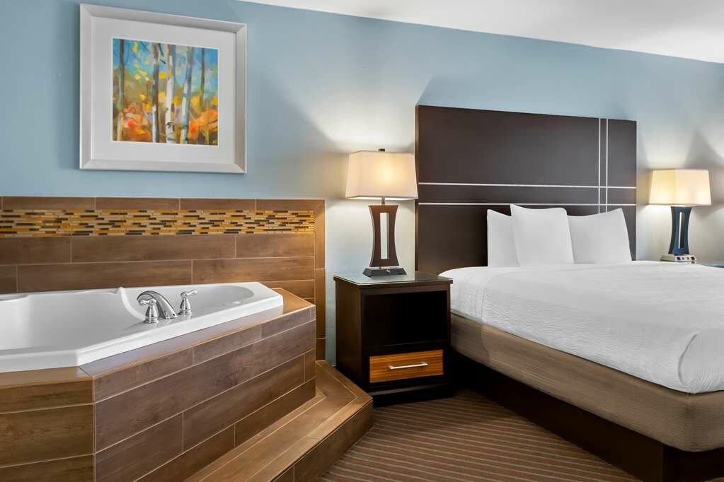 Фото Best Western Newport Inn