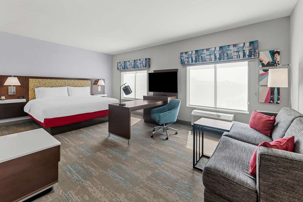 Фото Hampton Inn & Suites Farmers Branch Dallas