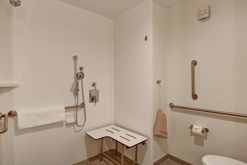 Фото Hilton Garden Inn Biloxi
