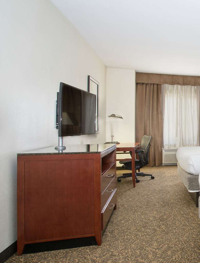 Фото Hilton Garden Inn Phoenix/Avondale