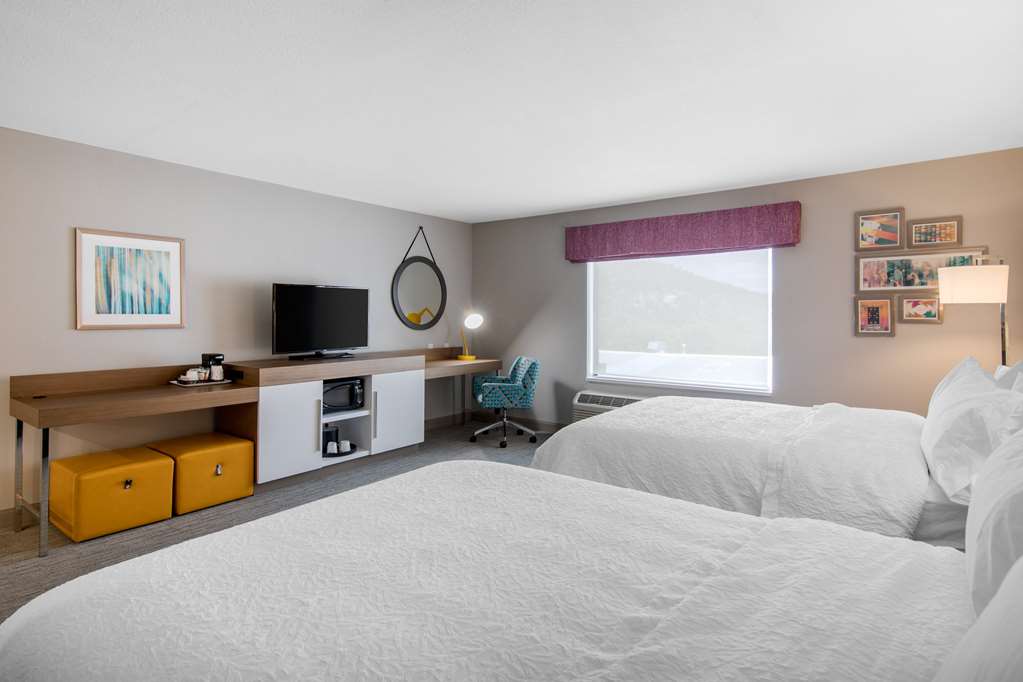 Фото Hampton Inn & Suites Ruidoso Downs