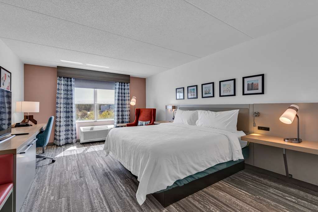 Фото Hilton Garden Inn Myrtle Beach/Coastal Grand Mall