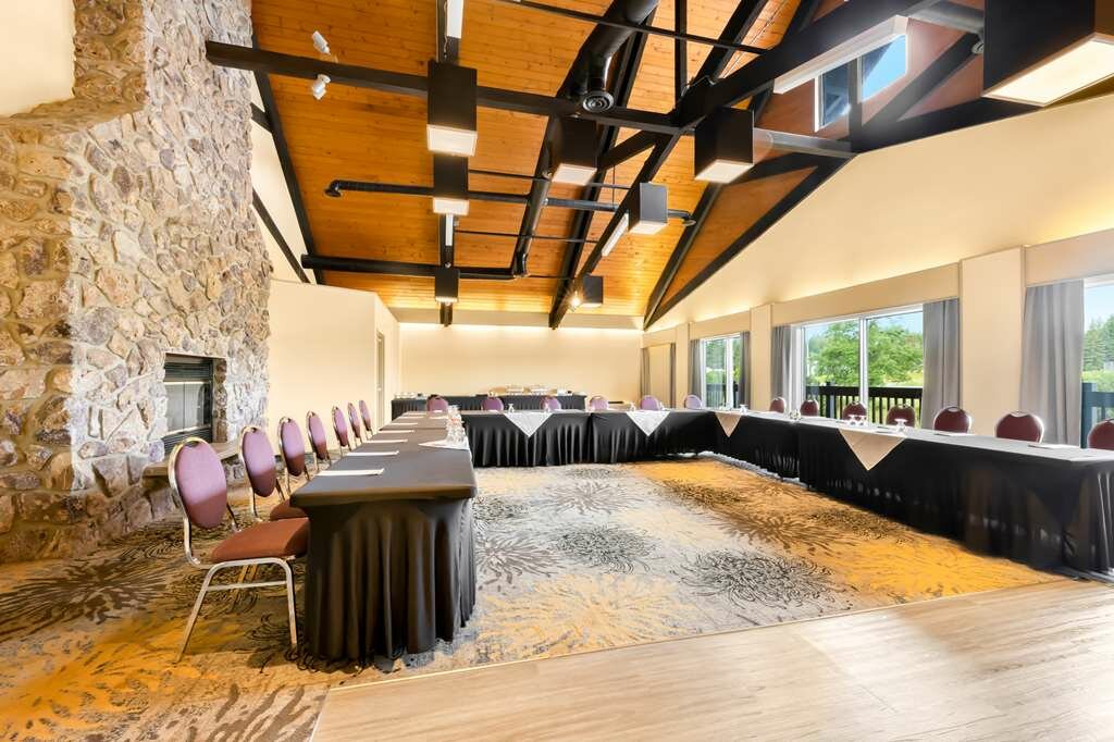 Фото Best Western Plus Nor'wester Hotel & Conference Centre