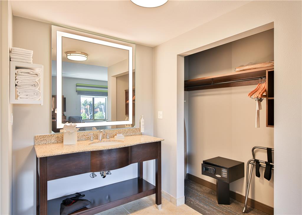 Фото Hampton Inn & Suites Seattle/Kent, Wa