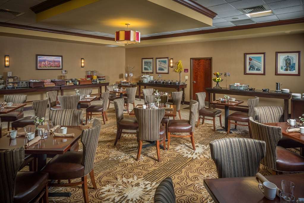 Фото DoubleTree by Hilton Asheville Biltmore