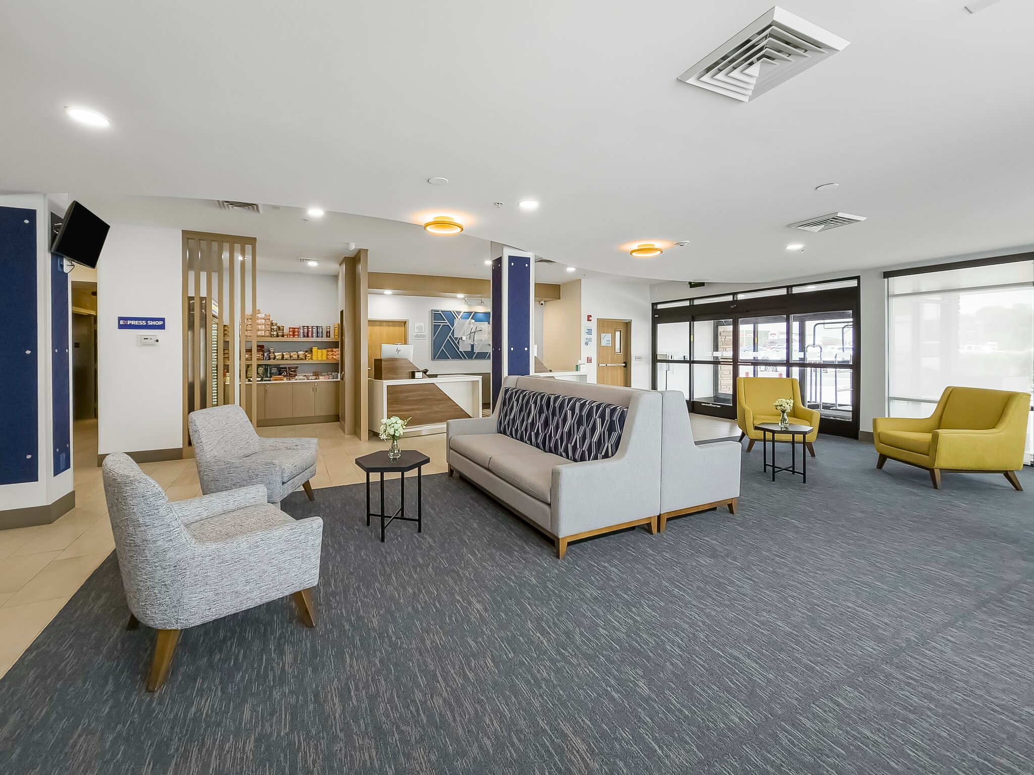 Фото Holiday Inn Express Salt Lake City South - Midvale, an Ihg Hotel