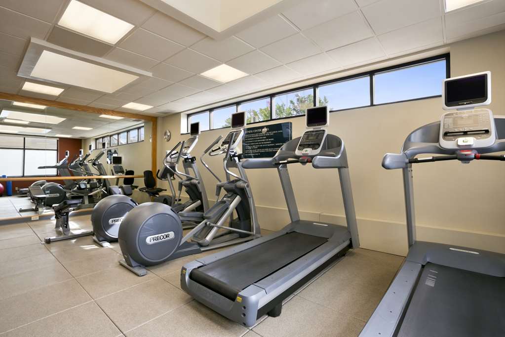 Фото Embassy Suites by Hilton Cleveland Beachwood