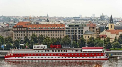 Гостиница Botel Albatros в Праге