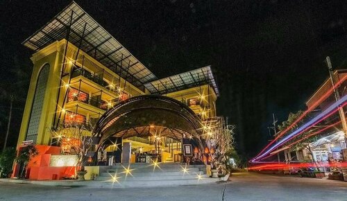 Гостиница Bhundhari Chaweng Boutique Resort в Самуи