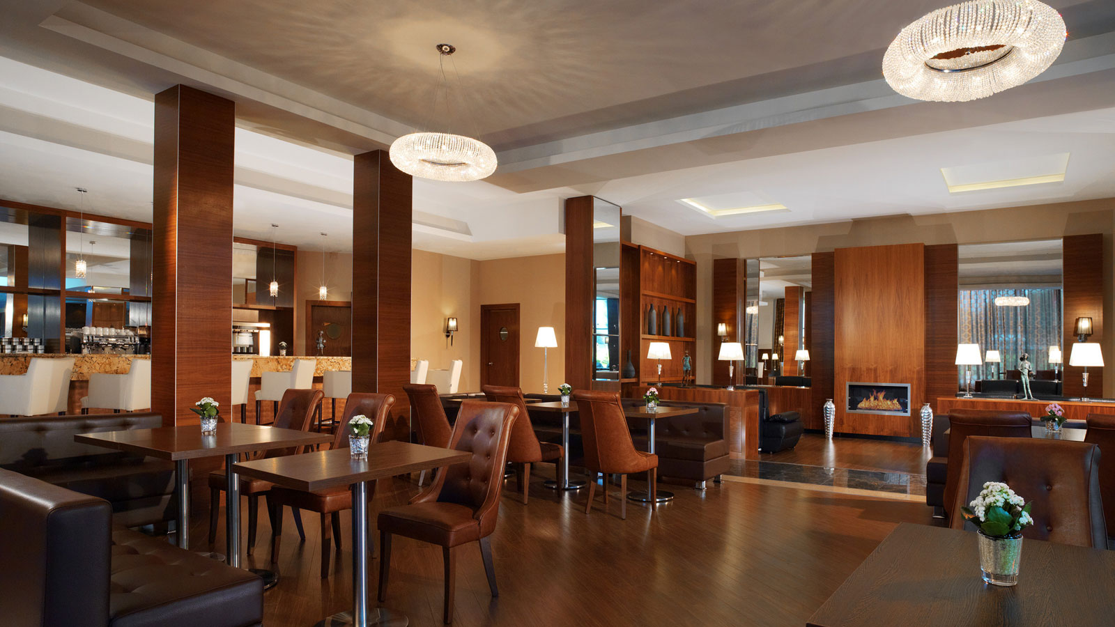 Фото Sheraton Skypoint Luxe