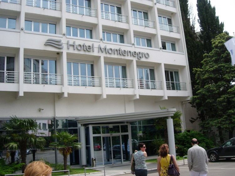 Фото отеля 1