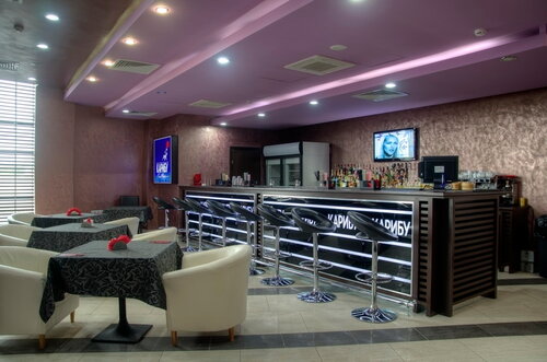 Гостиница Карибу в Белоярском