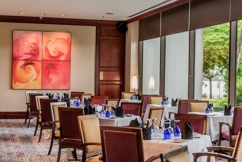 Внешний вид отеля Hilton Kuching в Кучинге, фото 1