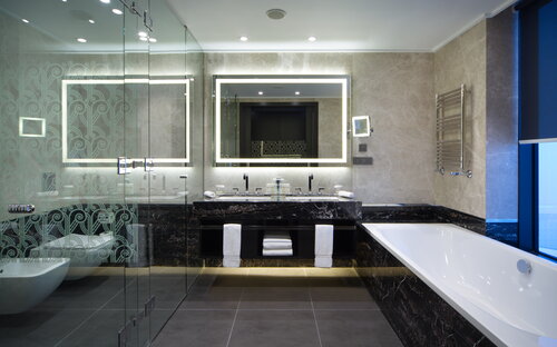 Внешний вид отеля DoubleTree by Hilton Minsk в Минске, фото 5