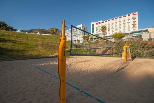 Внешний вид отеля Higueron Hotel Malaga, Curio Collection by Hilton в Фуэнхироле, фото 4