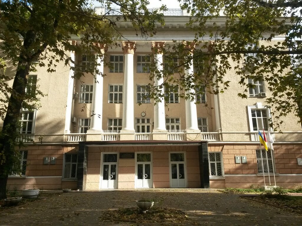 كلية، جامعة Odessky natsionalny politekhnichesky universitet Karyera-tsentr ، أوديسا، صورة