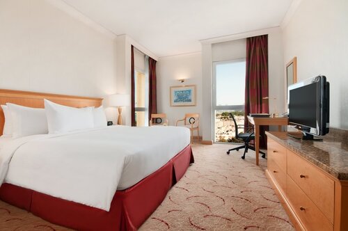 Гостиница Radisson Blu Hotel & Resort Abu Dhabi Corniche в Абу-Даби