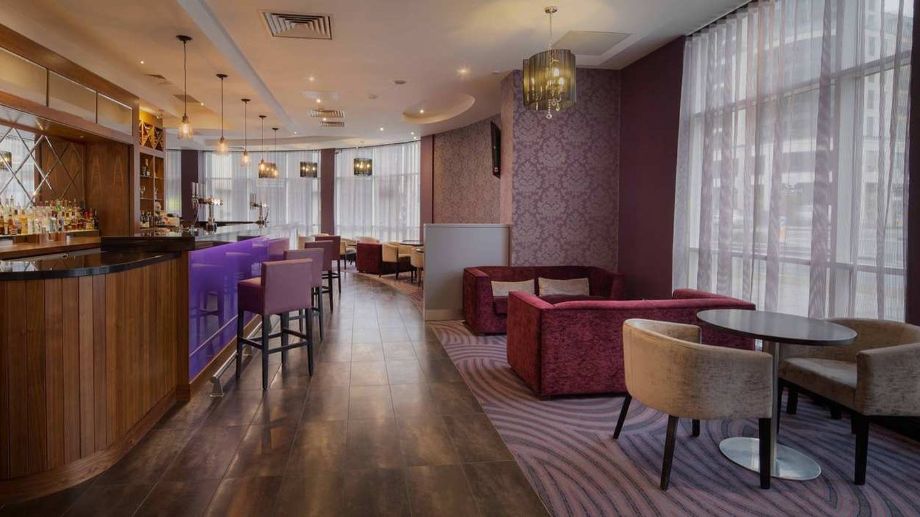 Фото DoubleTree by Hilton London - Chelsea