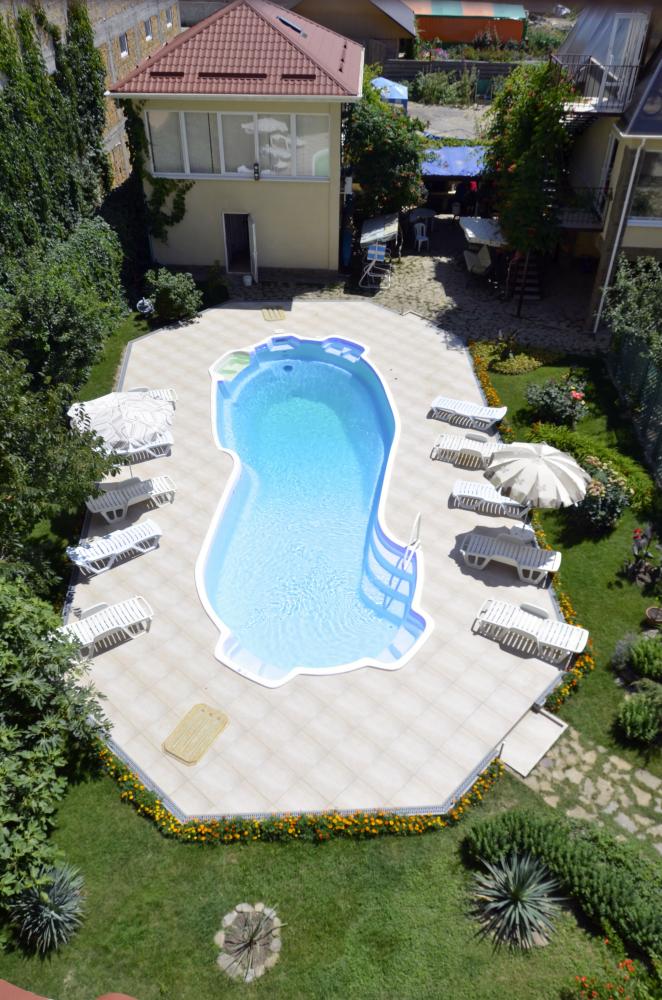 Фото Альяна