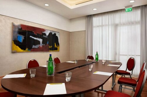 Гостиница Hilton Garden Inn Rome Airport в Фьюмичино