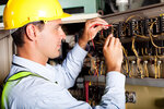Emkom (Leytenanta Shmidta Street, 39), trabajos de montajes eléctricos
