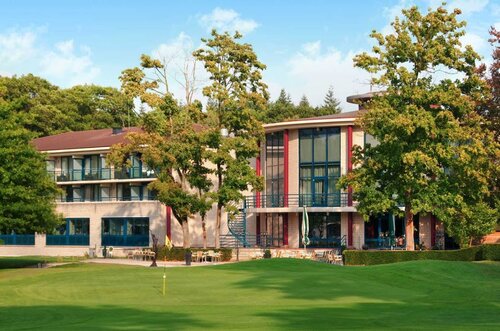 Гостиница DoubleTree by Hilton Royal Parc Soestduinen