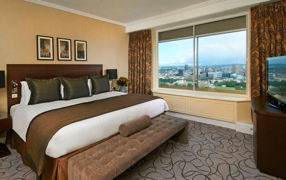 Hotel London Hilton on Park Lane, London, photo