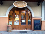 Mozzarella fresca (Torhova vulytsia, 26А), grocery