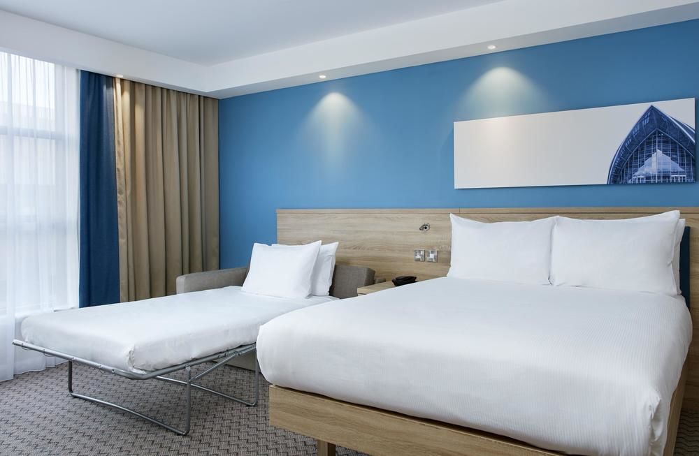 Фото Hampton by Hilton Glasgow Central
