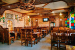 Starina Myuller (ulitsa Nikolaya Petrova, 2А), cafe