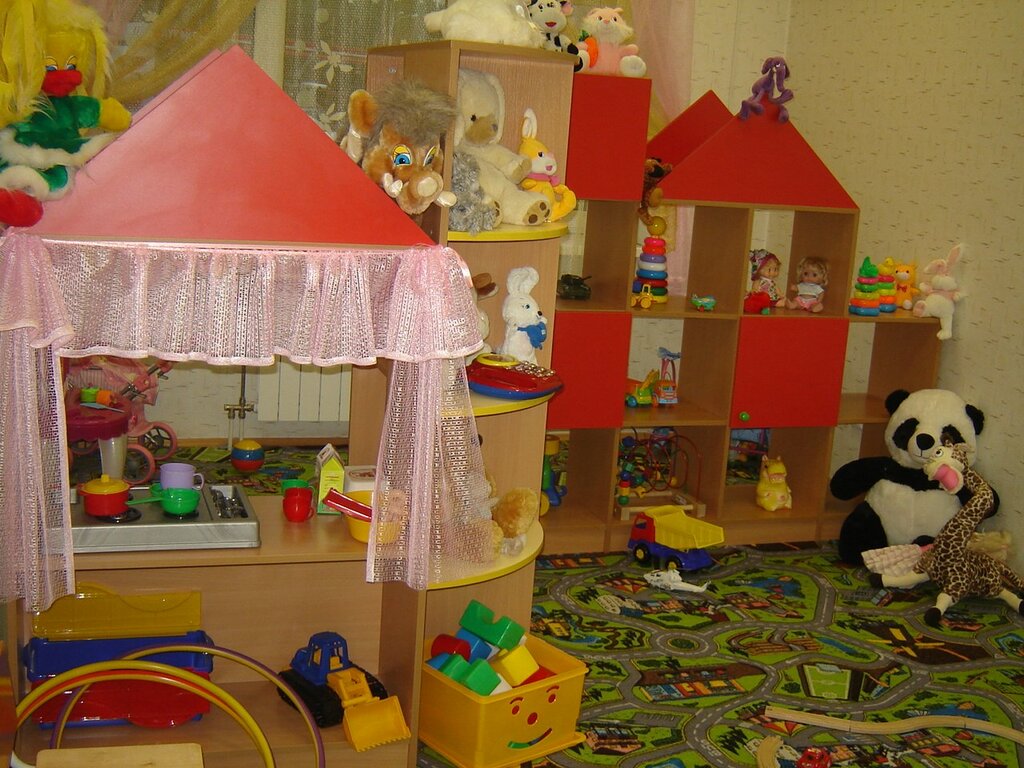 مركز الرعاية النهارية، رياض الأطفال Tsentr detskogo razvitiya Desyatoye korolevstvo ، يكاترينبورغ، صورة