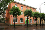 Павловская гимназия (Конюшенная ул., 15, Павловск), частная школа в Павловске