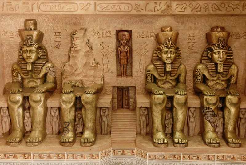 Фото Замок в долине