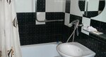Gostiny dvor (vulytsia Pyrohova, 135), hotel
