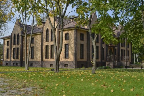 Гостиница Имение Алтунъ, корпус Барский флигель в Псковской области