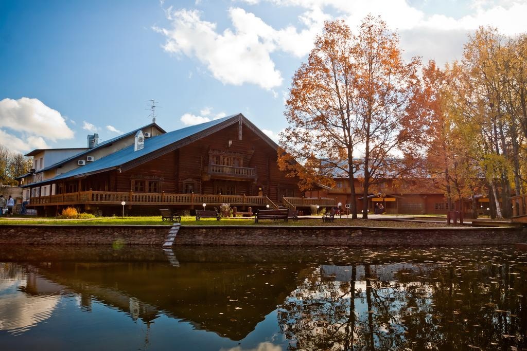 Фото Русская Деревня