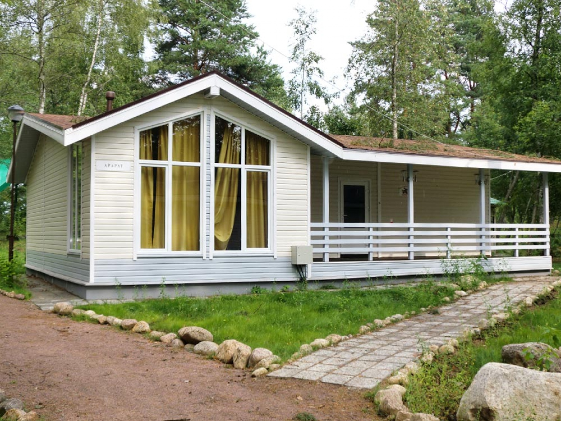 Фото отеля 2