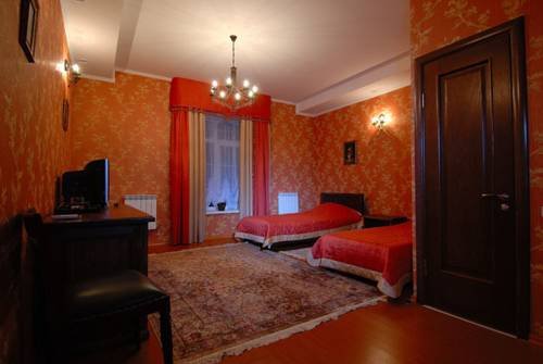 Фото Зорянка